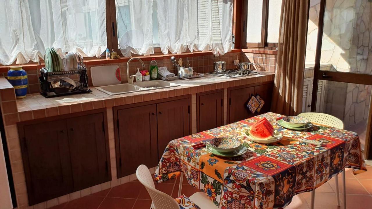 Casetta Delle Mimose Изола-делле-Феммине Экстерьер фото